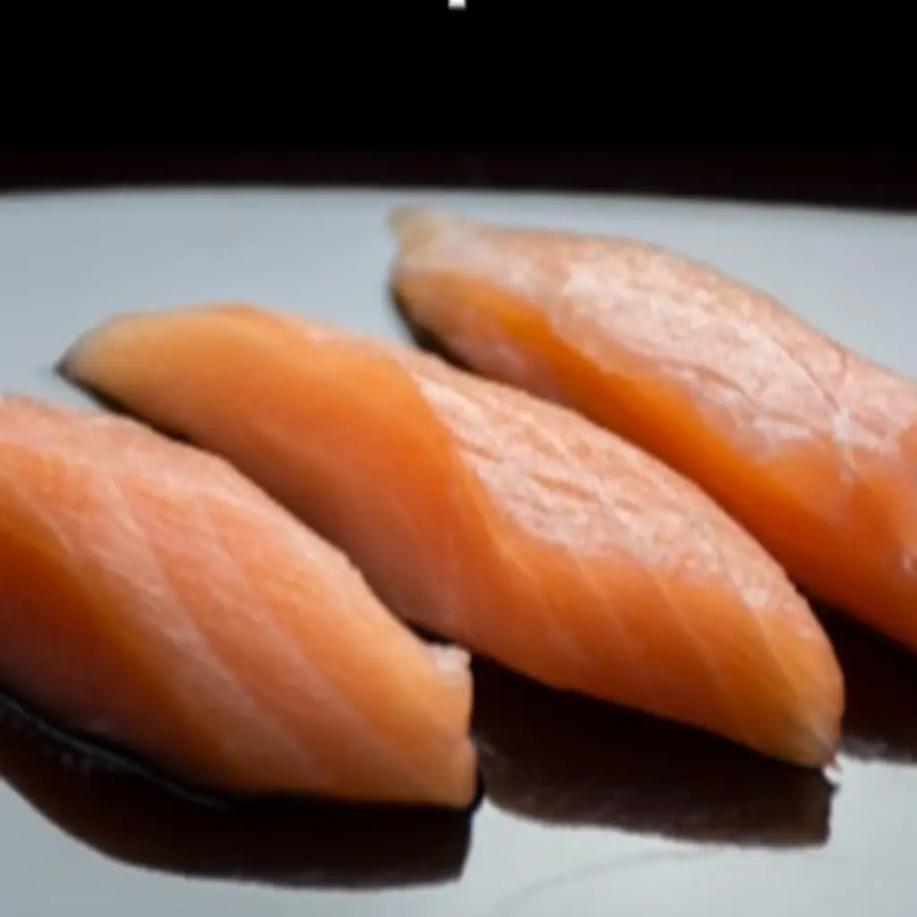 Fresh Salmon Fillets (Raw)